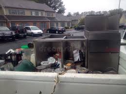 Best Furniture Removal  in Escanaba, MI